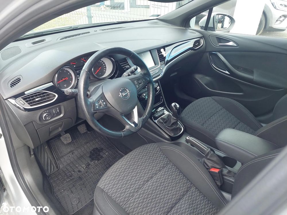 Opel Astra V 1.4 T Dynamic - 9