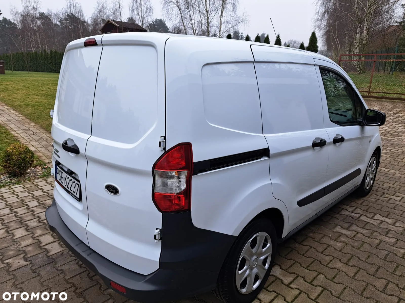 Ford Transit Courier - 5