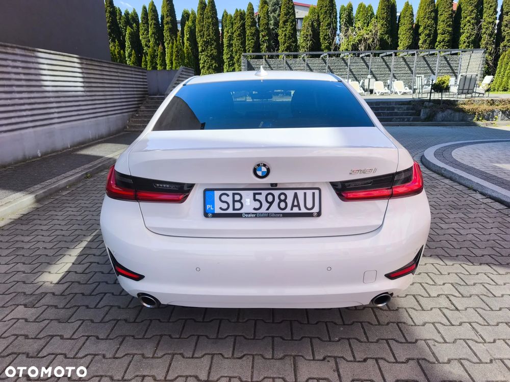 BMW Seria 3 318i Advantage - 4