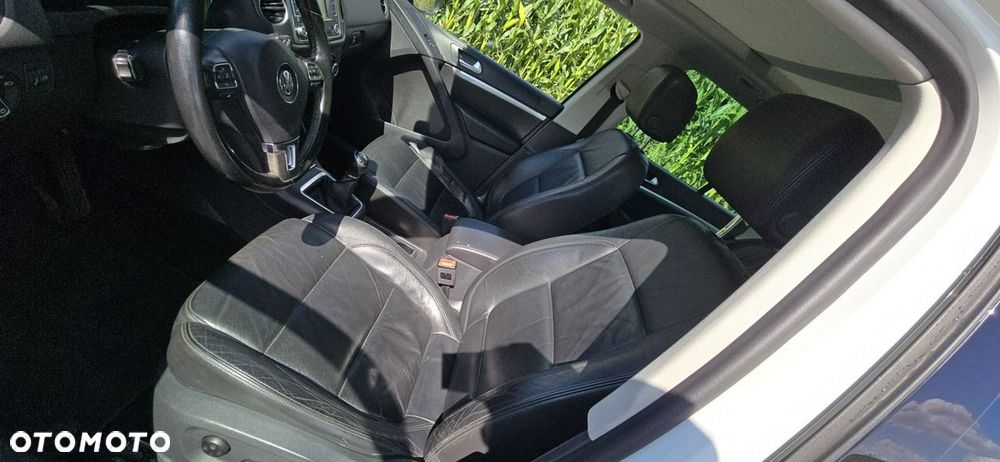 Volkswagen Tiguan - 22