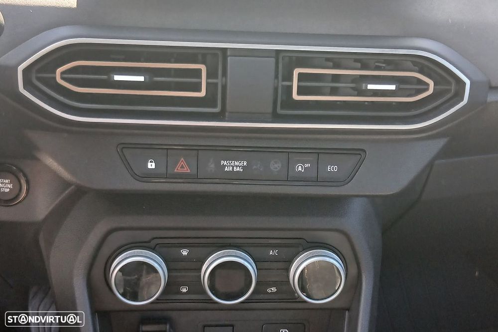 Dacia Sandero - 3
