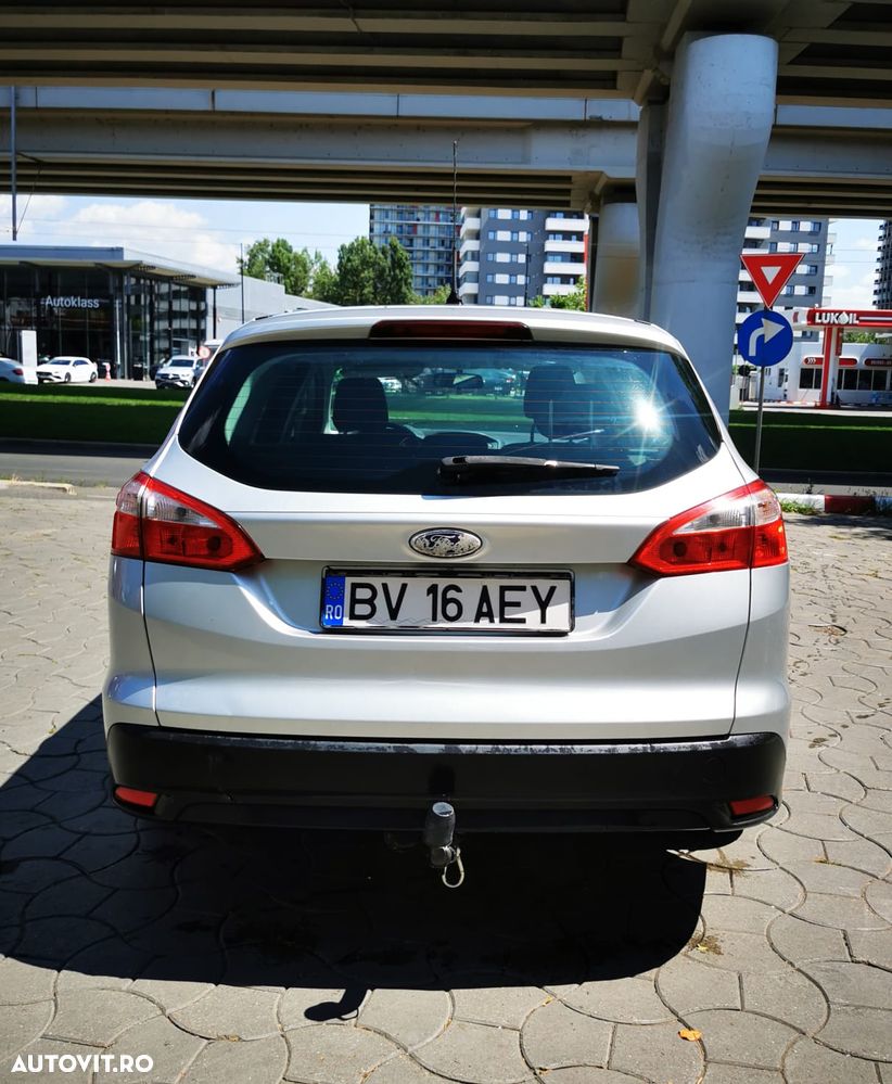Ford Focus 1.6 TDCi DPF Start-Stopp-System Ambiente - 3