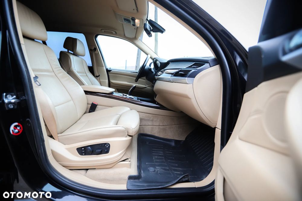 BMW X5 3.5d xDrive - 17