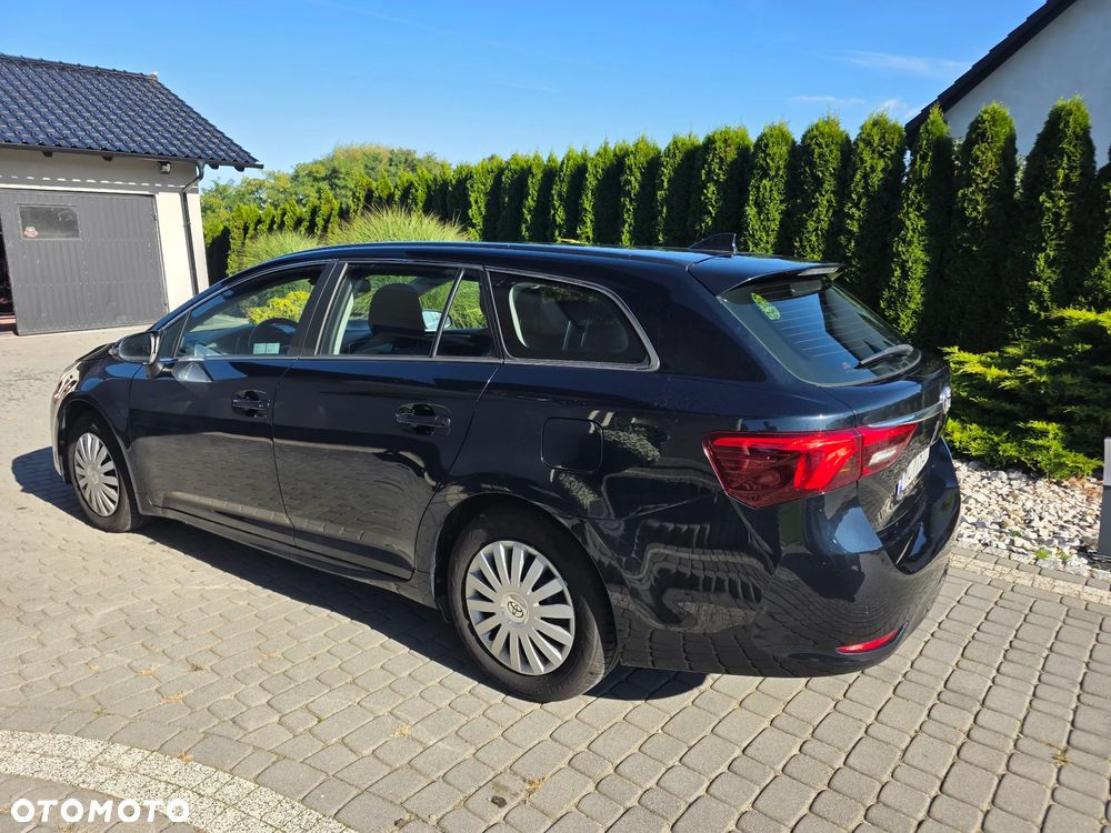 Toyota Avensis 1.6 D-4D Active - 2
