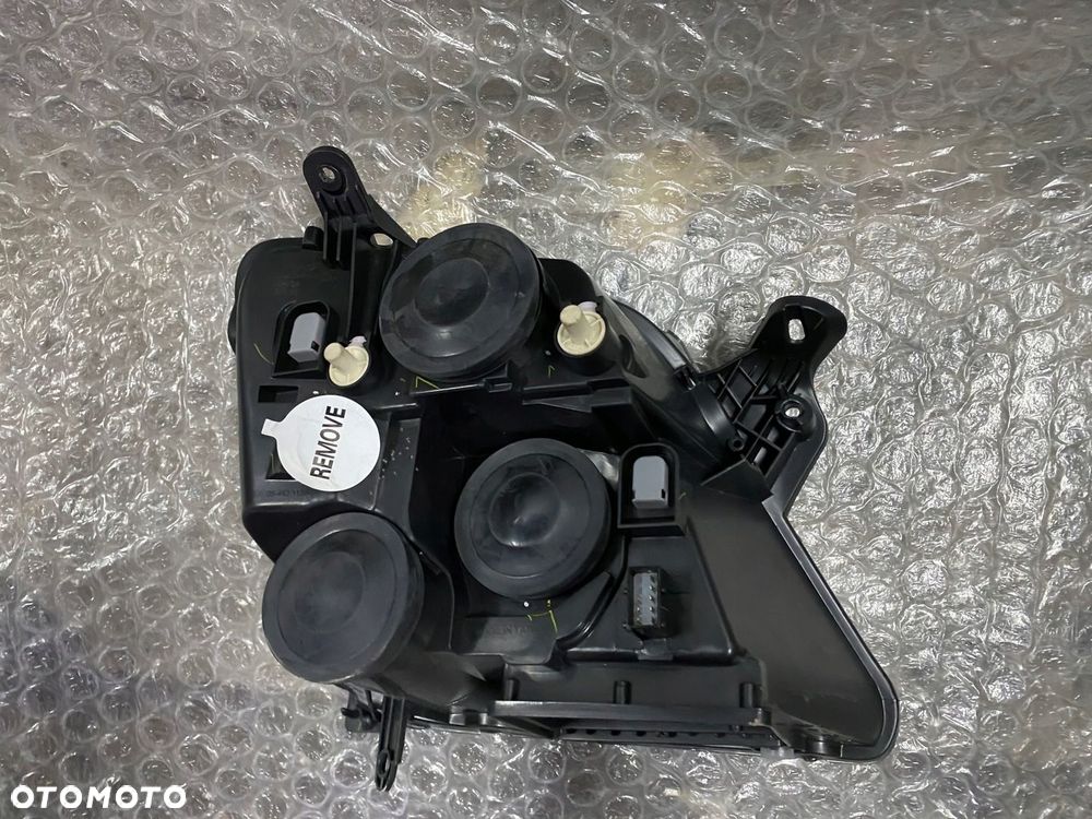 LAMPA ZWYKŁA LEWA OPEL MERIVA A - 8