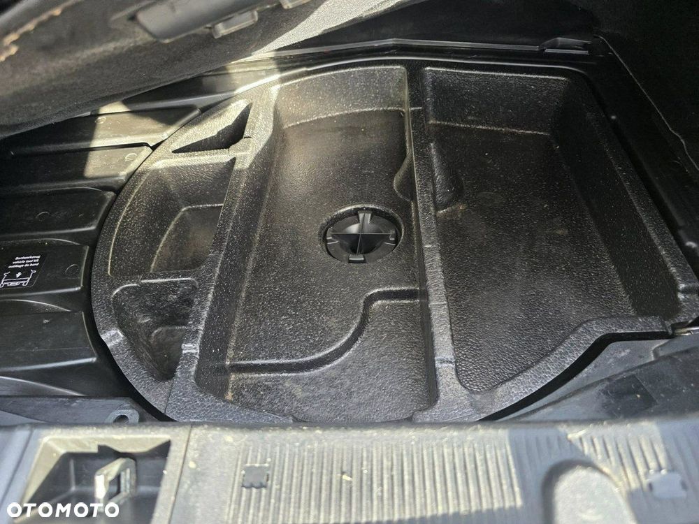 Mercedes-Benz CLK - 30