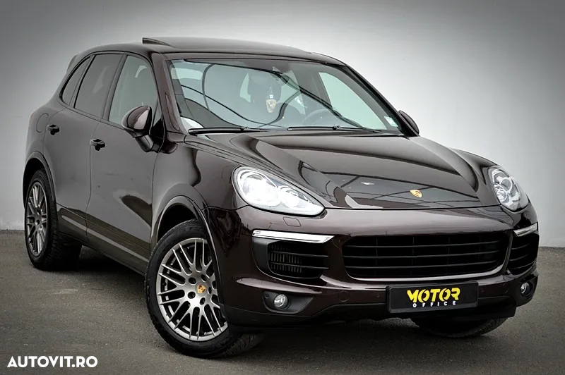 Porsche Cayenne 3.0 L - 3