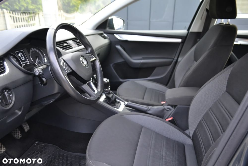 Skoda Octavia 1.6 TDI Ambition - 24