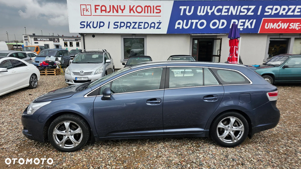 Toyota Avensis 2.0 Premium