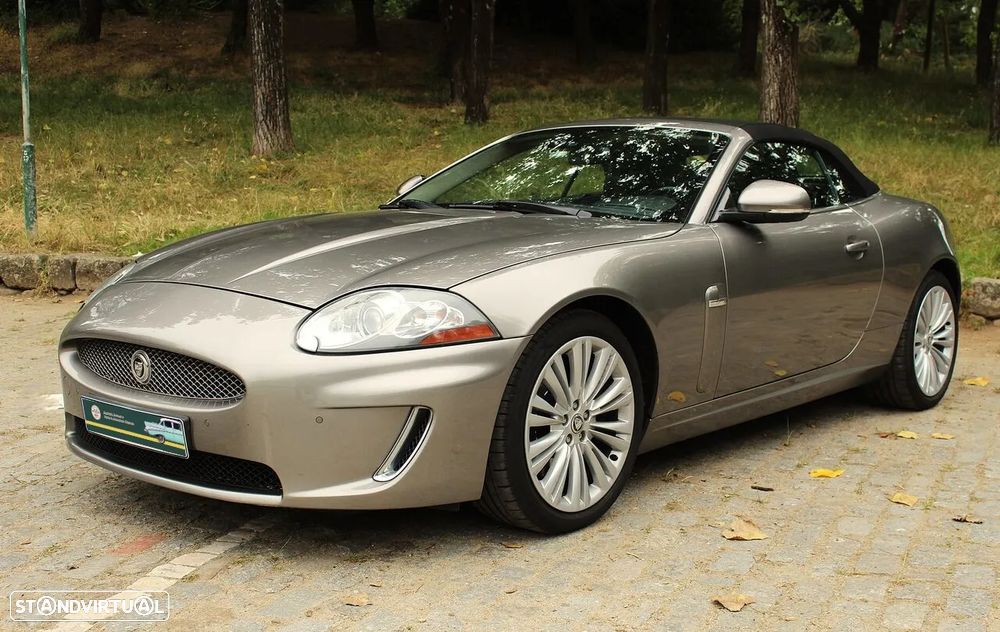 Jaguar XK - 6