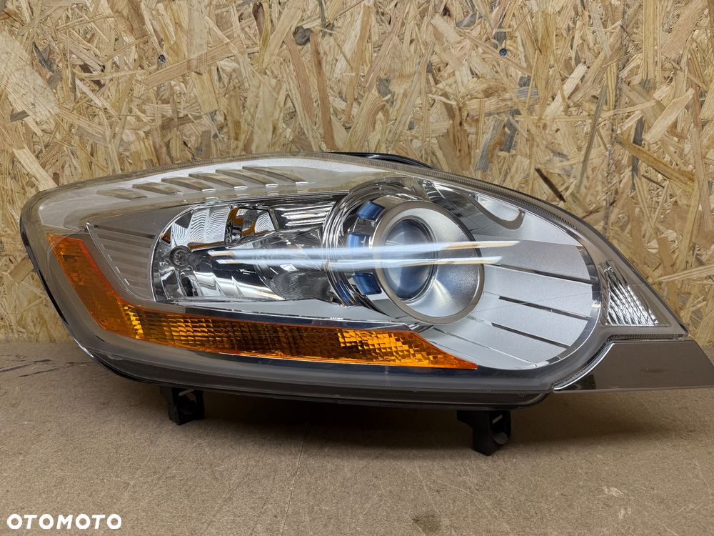 LAMPA PRZÓD PRAWA SOCZEWKA H7 FORD KUGA MK1 BV4J-13W029-AA - 1