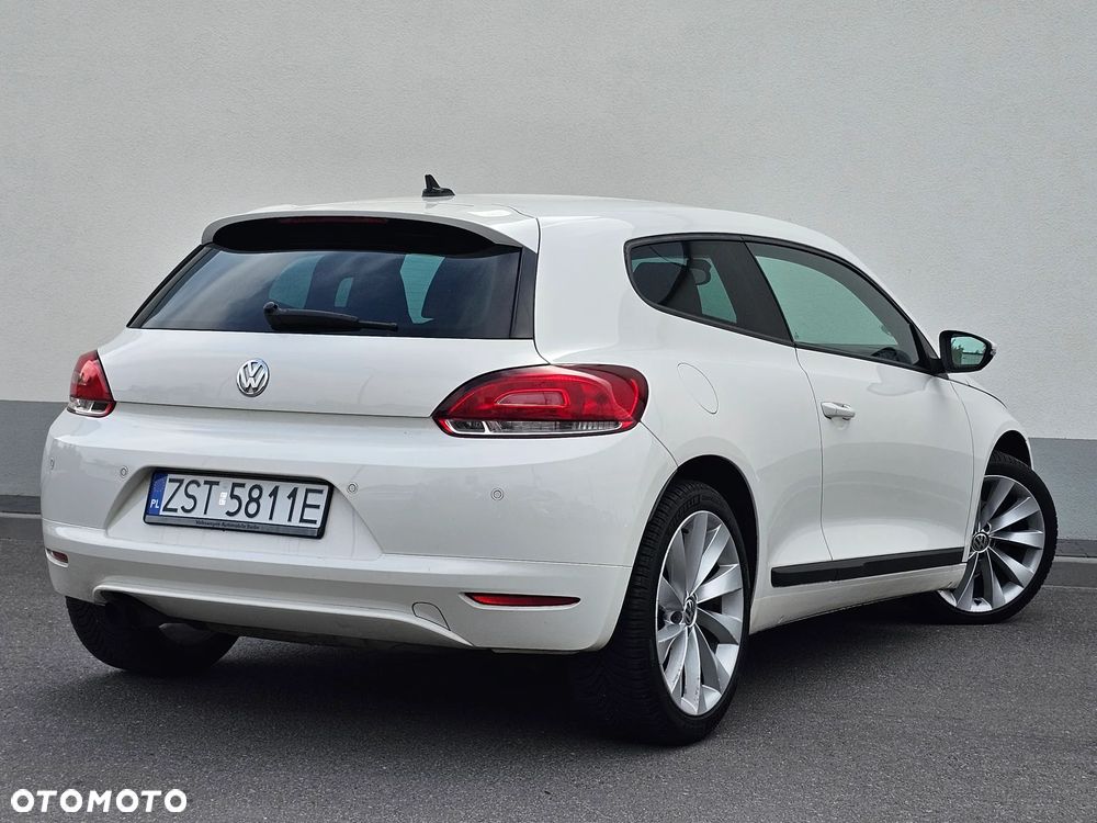 Volkswagen Scirocco 2.0 TDI DSG Life - 6