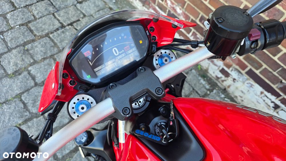 Ducati Monster - 18