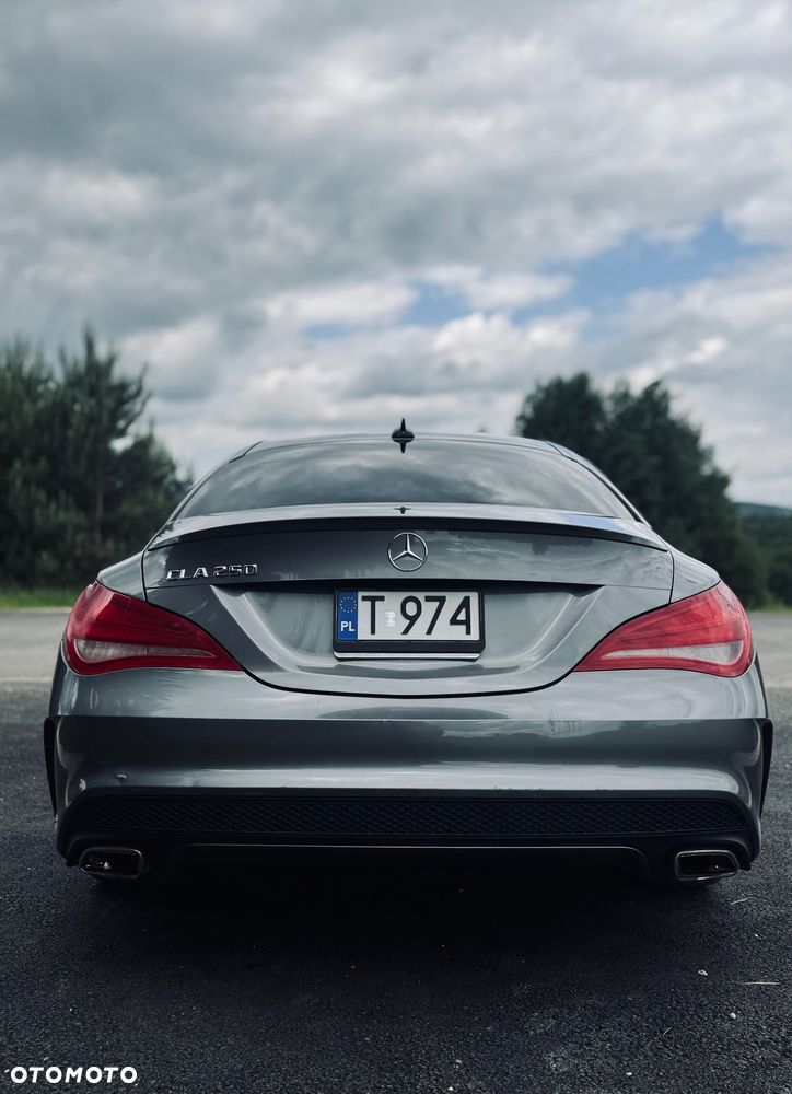 Mercedes-Benz CLA 250 7G-DCT AMG Line - 8