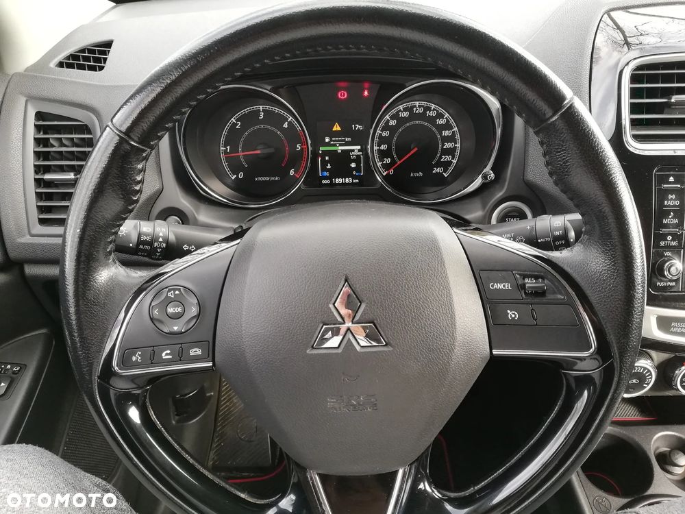 Mitsubishi ASX 1.6 DID Invite 4WD AS&G - 17
