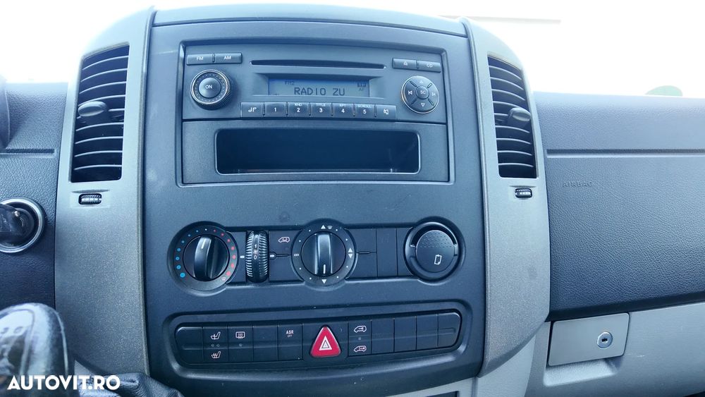 Volkswagen CRAFTER - 15