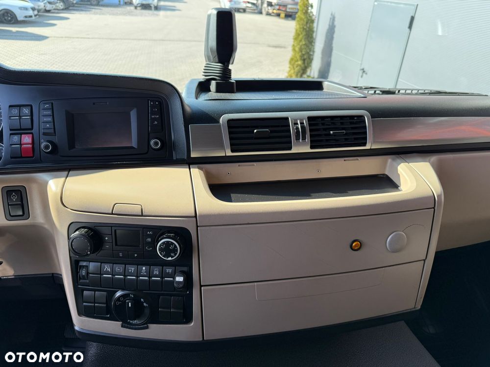 MAN TGM TGS TGX 26.320 chłodnia multitemperatura  22Epal // sypialka // oś skrętna - 31