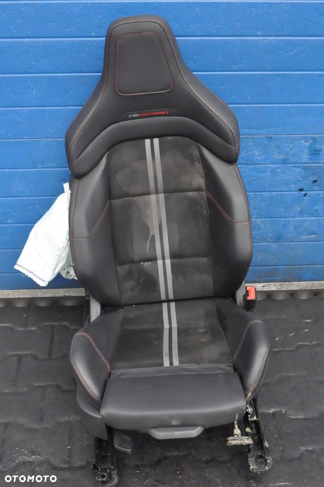FIESTA MK8 ST PERFORMANCE FOTELE PRZÓD - 9