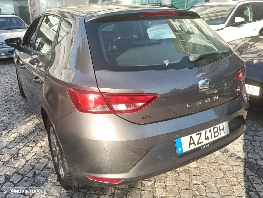 SEAT Leon 1.6 TDI DPF Style - 26