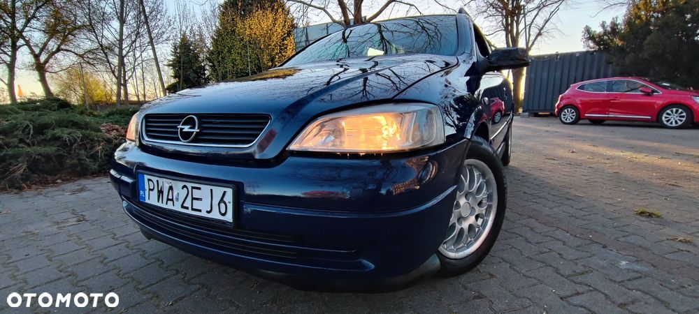 Opel Astra 1.6 GL / Club - 4