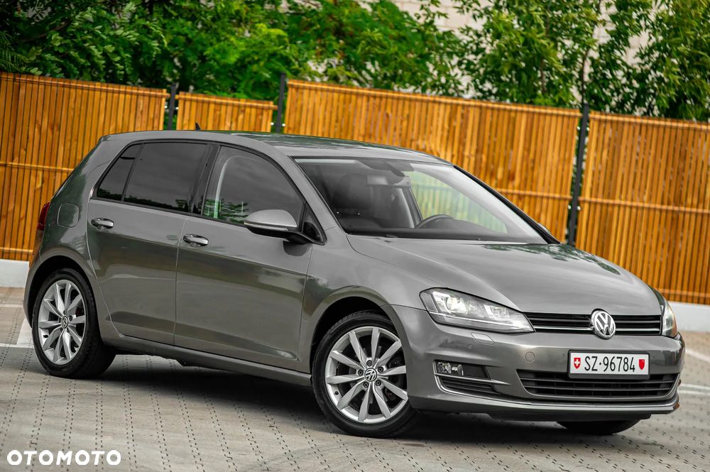 Volkswagen Golf 1.4 TSI BMT Highline - 4
