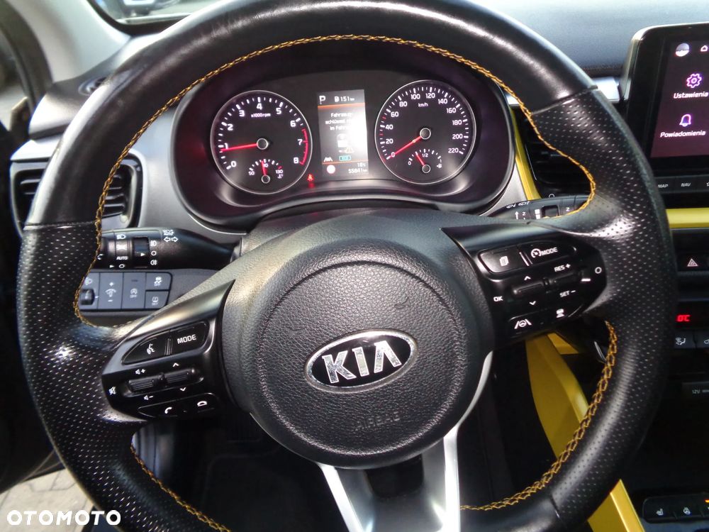 Kia Stonic - 11
