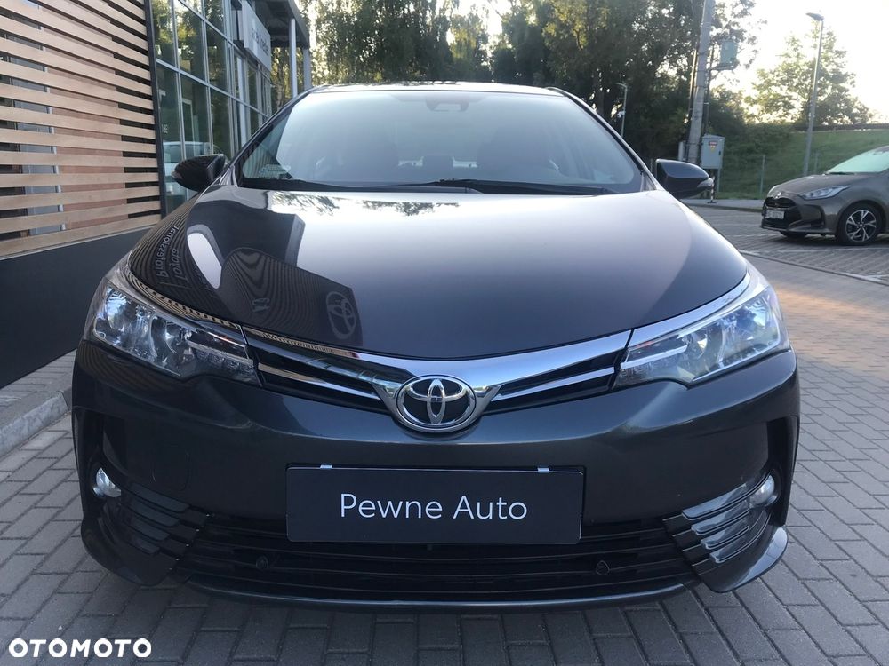 Toyota Corolla 1.6 Comfort - 12
