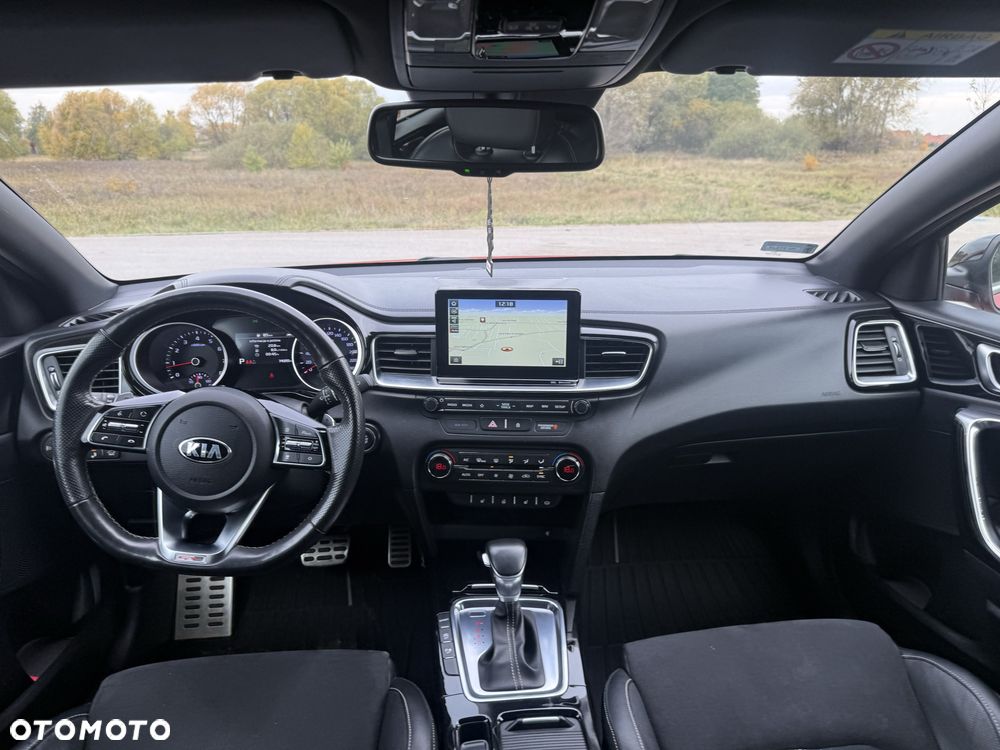 Kia ProCeed - 8