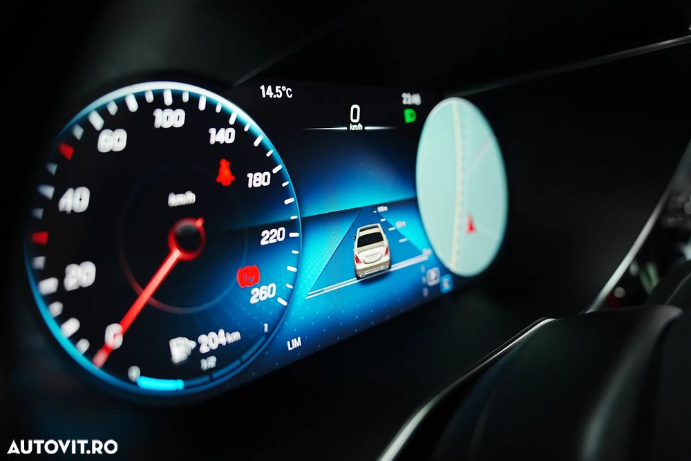 Mercedes-Benz GLC Coupe 200 d 4Matic 9G-TRONIC AMG Line - 29