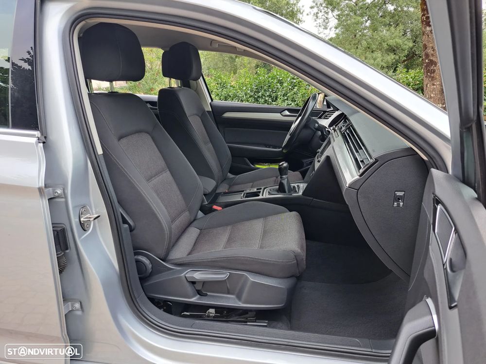 VW Passat 1.6 TDI (BlueMotion ) Comfortline - 16