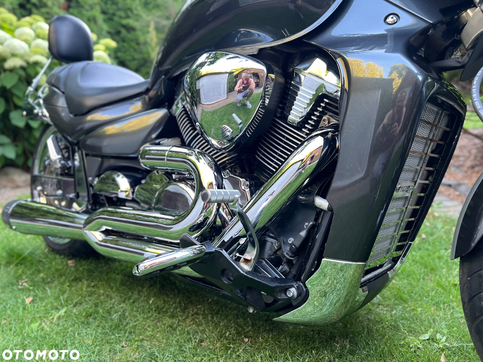 Suzuki Intruder - 8