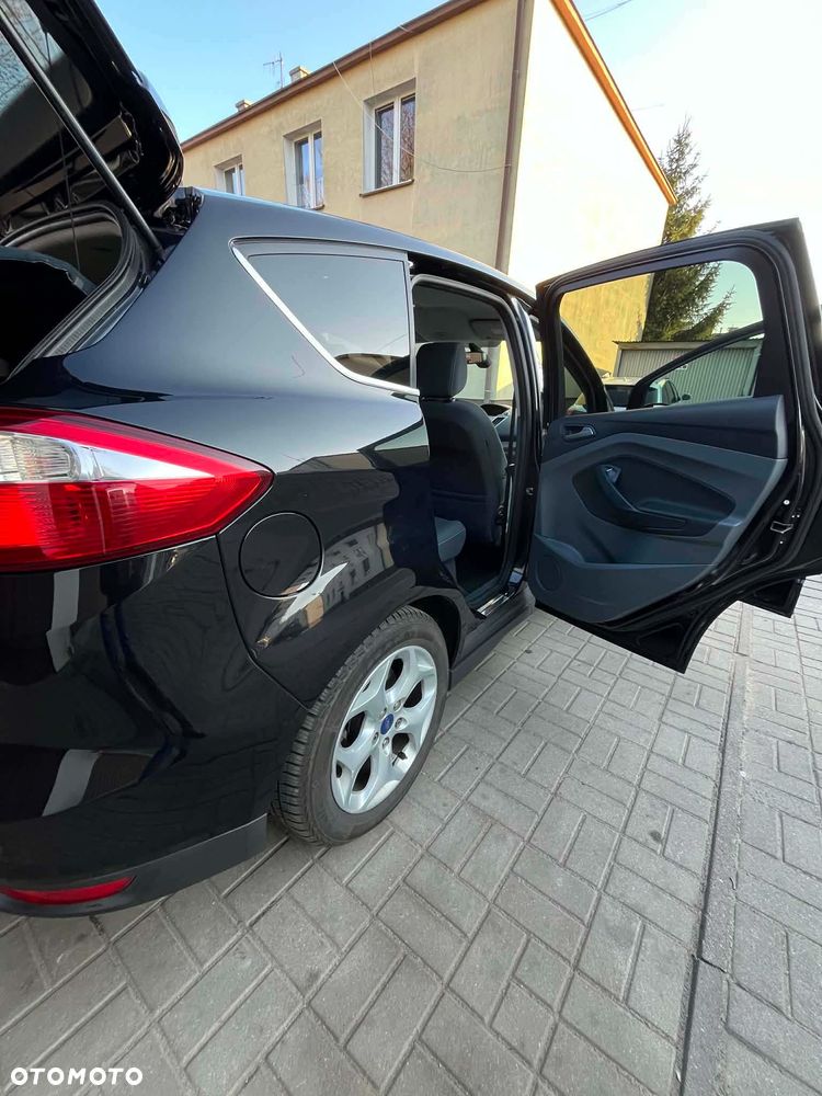 Ford C-MAX - 16