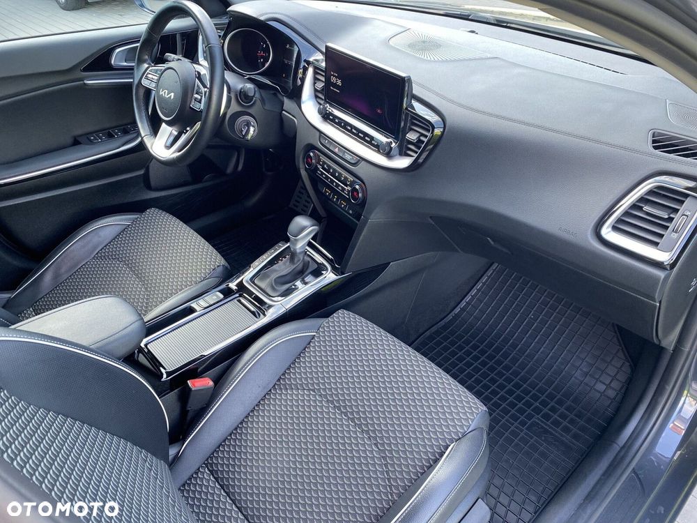 Kia Ceed - 17