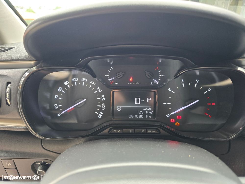 Citroën C3 1.2 PureTech Shine EAT6 - 19
