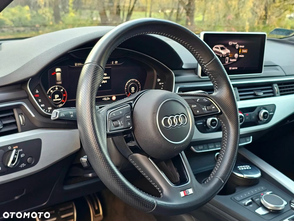 Audi A4 - 33