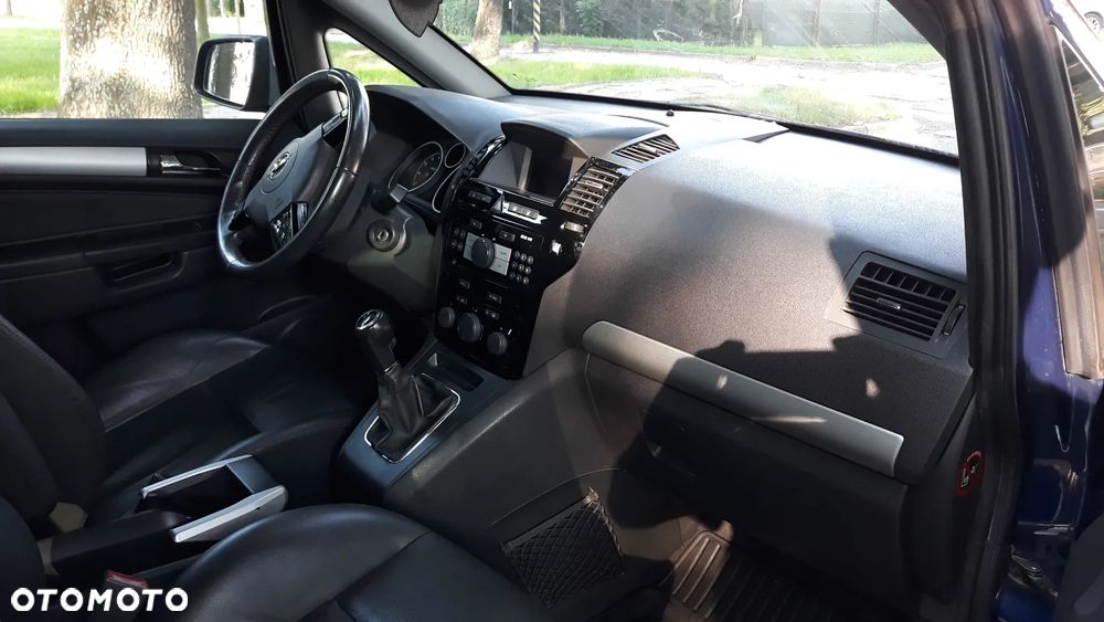 Opel Zafira 1.8 111 - 16