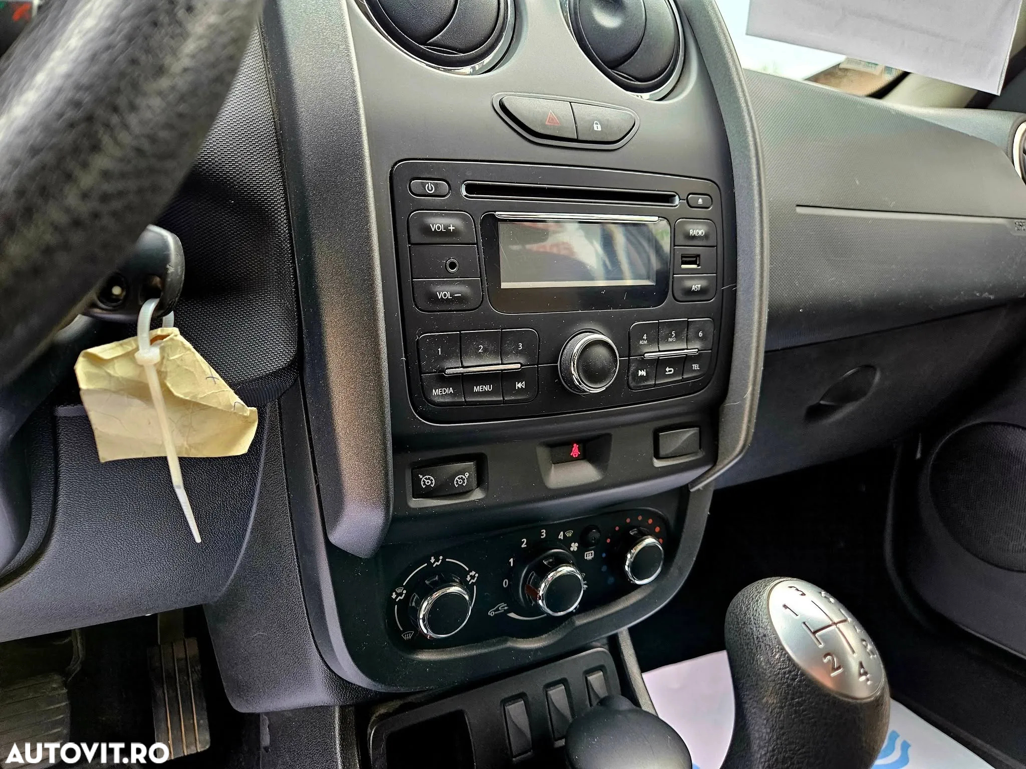 Dacia Duster 1.6 4x2 Ambiance - 8