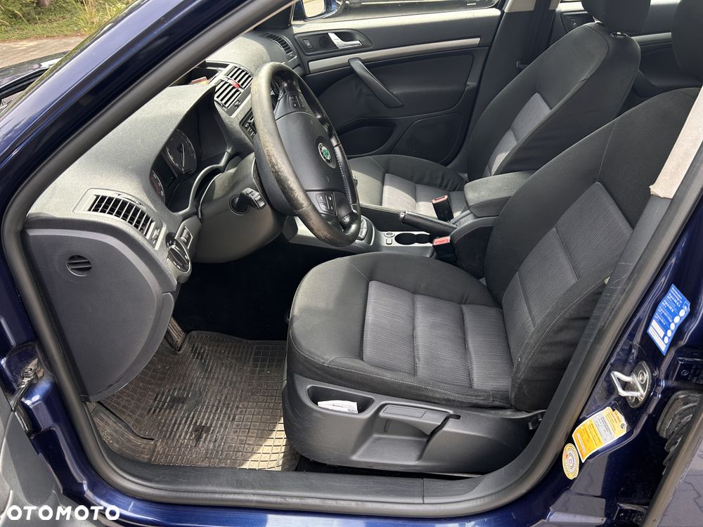 Skoda Octavia 2.0 TDI DPF Elegance - 10