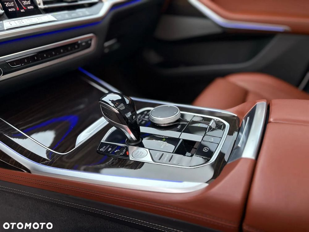 BMW X7 xDrive40i sport - 12