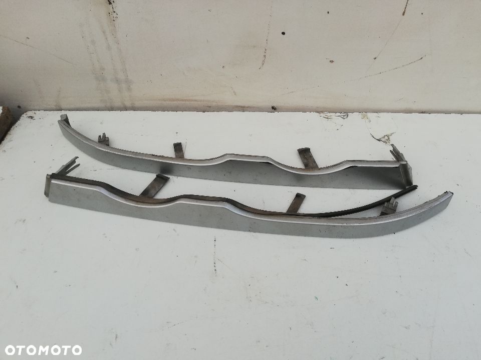 LISTWA POD LAMPY LEWA PRAWA BMW E46 SEDAN, KOMBII ,COMPAKT RÓZNE KOLORY