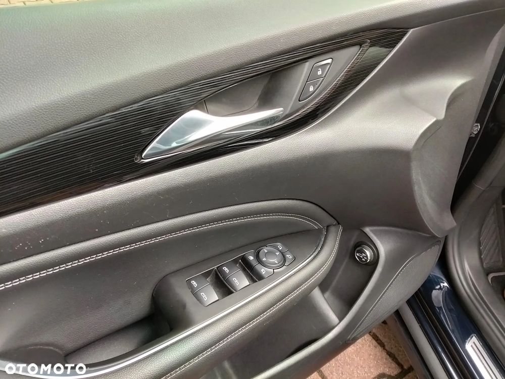 Opel Insignia 2.0 CDTI Innovation S&S - 27