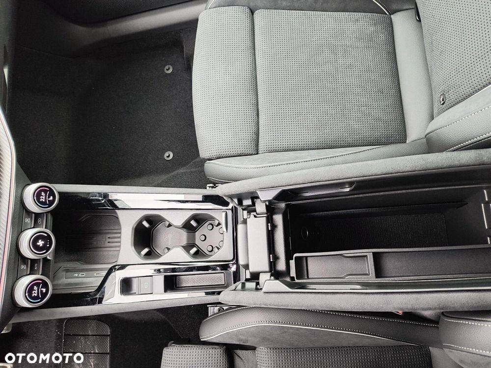 Skoda Superb 2.0 TSI 4x4 Sportline DSG - 32