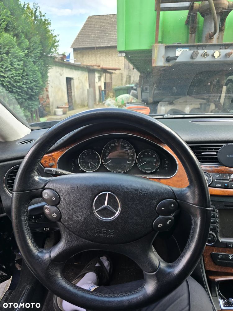 Mercedes-Benz CLS 500 - 9