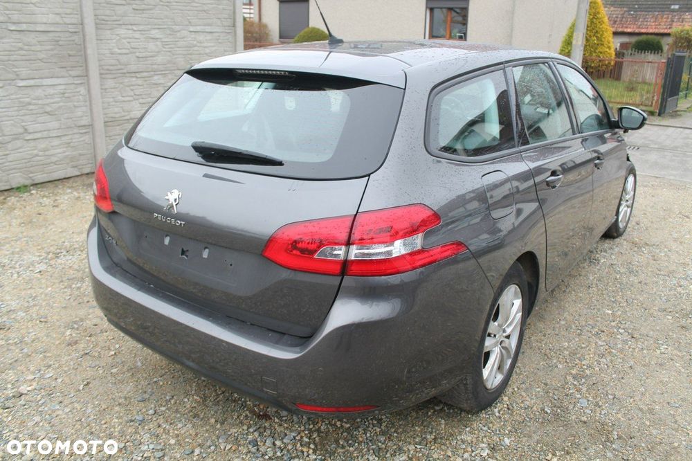 Peugeot 308 - 5