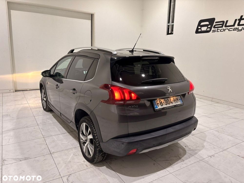 Peugeot 2008 - 4
