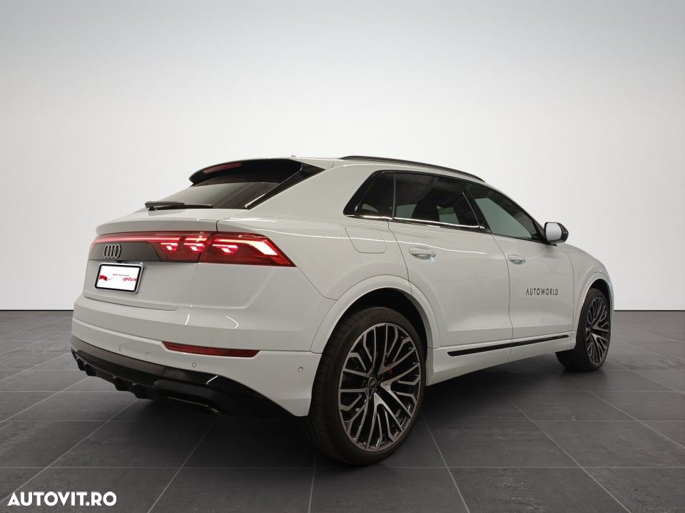 Audi Q8 - 5