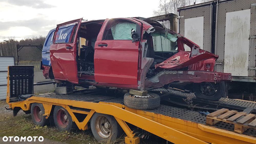 MERCEDES VITO W 447 2021 r CZĘŚCI KAROSERIA - 5