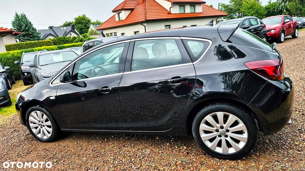 Opel Astra 1.4 T Cosmo - 21