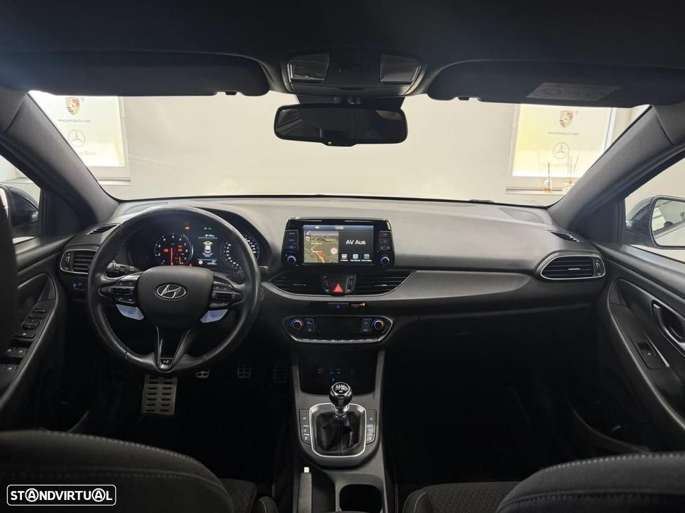 Hyundai i30 N 2.0 T-GDi Performance Pack - 6