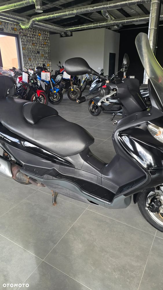 Suzuki Burgman - 20